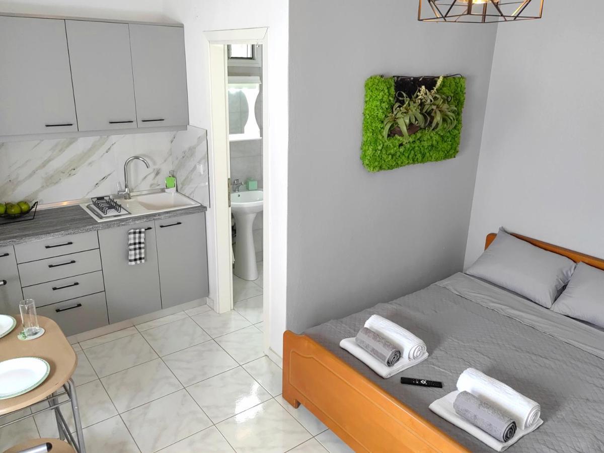 Anthos Rooms Vrasna ภายนอก รูปภาพ
